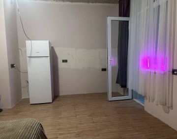 იყიდება სტუდიოს ტიპის ბინა
