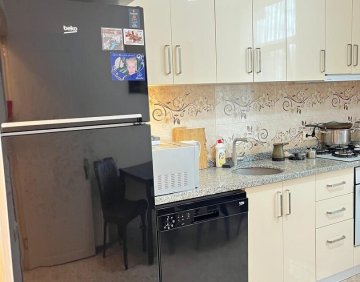 იყიდება სტუდიოს ტიპის ბინა