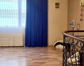For sale 5 room flat