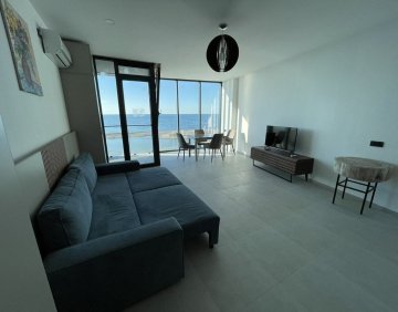 For sale Studio type flat