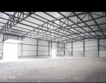 For rent 1450 m² commercial premise