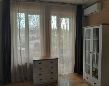 Сдаётся 2 Комнатная квартира