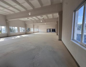 For rent 500 m² commercial premise
