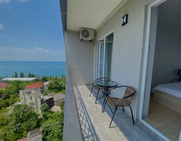 ქირავდება დღიურად 2 ოთახიანი ბინა