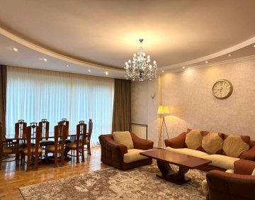 For rent 4 room flat