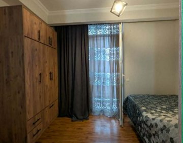 ქირავდება სტუდიოს ტიპის ბინა