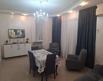 For daily rent 4 room flat