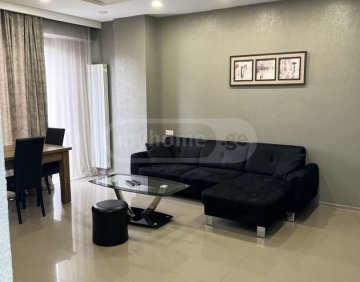 ქირავდება დღიურად სტუდიოს ტიპის ბინა