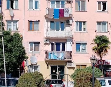 ქირავდება დღიურად სტუდიოს ტიპის ბინა