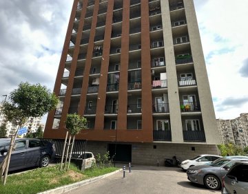 ქირავდება 3 ოთახიანი ბინა