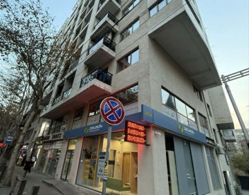 იყიდება 4 ოთახიანი ბინა