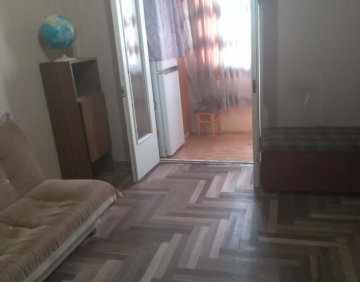 ქირავდება 2 ოთახიანი ბინა