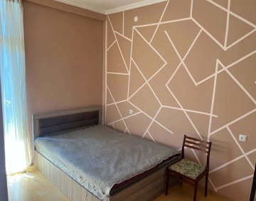 ქირავდება 2 ოთახიანი ბინა