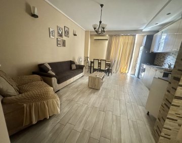 ქირავდება დღიურად 3 ოთახიანი ბინა