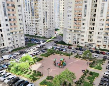 იყიდება სტუდიოს ტიპის ბინა