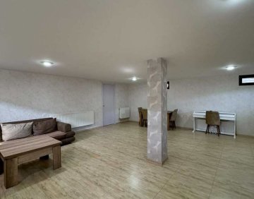 For sale 190 m² house