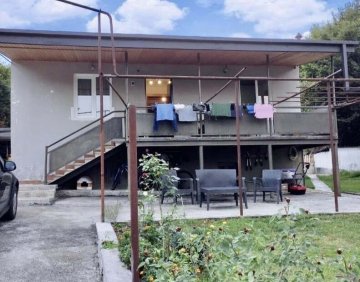 For rent 120 m² house