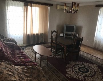 Сдаётся 3 Комнатная квартира