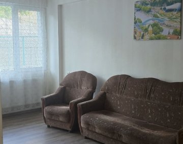ქირავდება 2 ოთახიანი ბინა