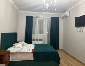 ქირავდება დღიურად 2 ოთახიანი ბინა