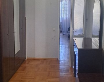 იყიდება 3 ოთახიანი ბინა