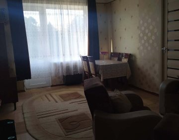იყიდება 3 ოთახიანი ბინა