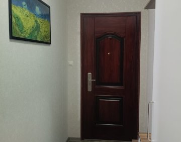 იყიდება სტუდიოს ტიპის ბინა