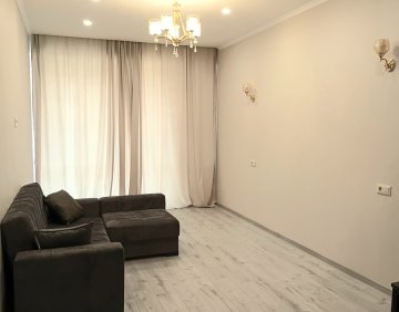 ქირავდება 2 ოთახიანი ბინა