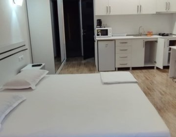 ქირავდება დღიურად სტუდიოს ტიპის ბინა