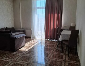 Сдаётся 2 Комнатная квартира