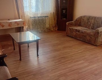 ქირავდება 3 ოთახიანი ბინა