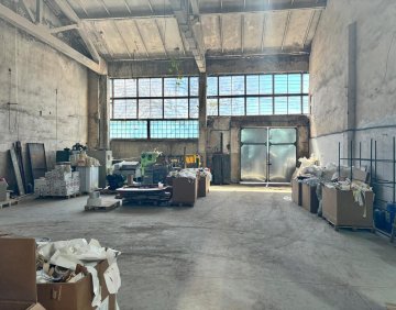 Продается 850 м коммерческая помещения