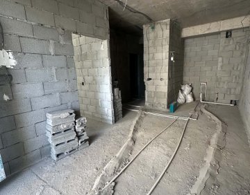იყიდება სტუდიოს ტიპის ბინა