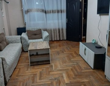 იყიდება 4 ოთახიანი ბინა