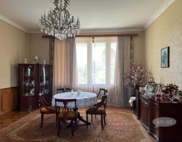 Заем 220 м дом