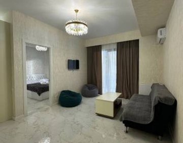 For mortgage 280 m² house