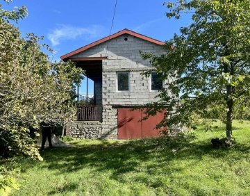 For sale 120 m² House / cottage