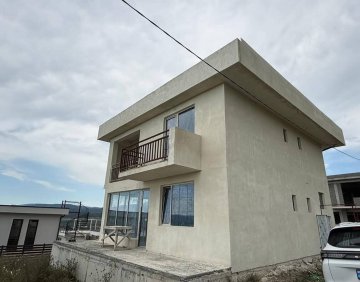 For sale 500 m² house