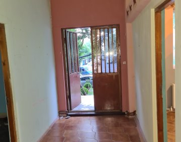 Сдаётся 140 м коммерческая помещения
