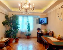 For daily rent 3 room flat