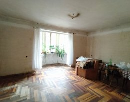 Продается 2 Комнатная квартира
