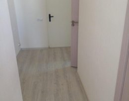 ქირავდება 2 ოთახიანი ბინა