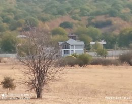 იყიდება 1400 მ² მიწის ნაკვეთი