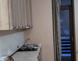 ქირავდება დღიურად 1 ოთახიანი ბინა