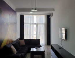 Сдаётся 2 Комнатная квартира