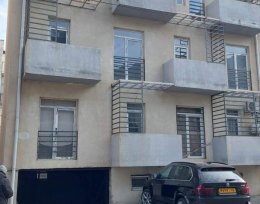 For sale 148.5 m² commercial premise