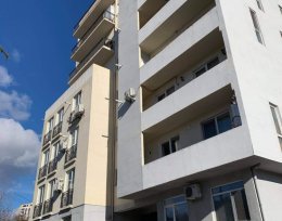 იყიდება 3 ოთახიანი ბინა