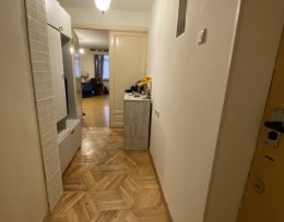 იყიდება 3 ოთახიანი ბინა