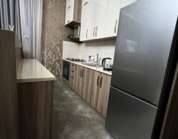 ქირავდება 3 ოთახიანი ბინა