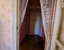 Продается 4 Комнатная квартира